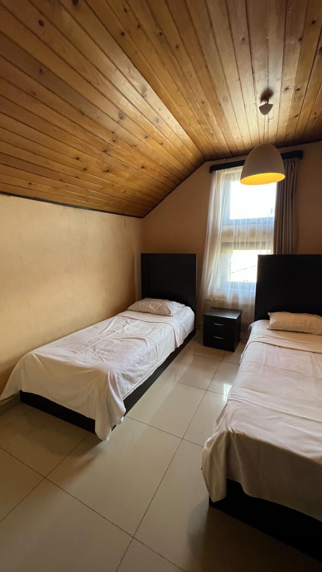טביליסי Duma Hotel מראה חיצוני תמונה
